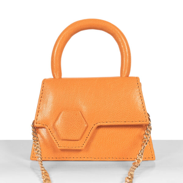 genuine leather handbags sale - made for the lady who likes to command attention and make new connections at every occasion.