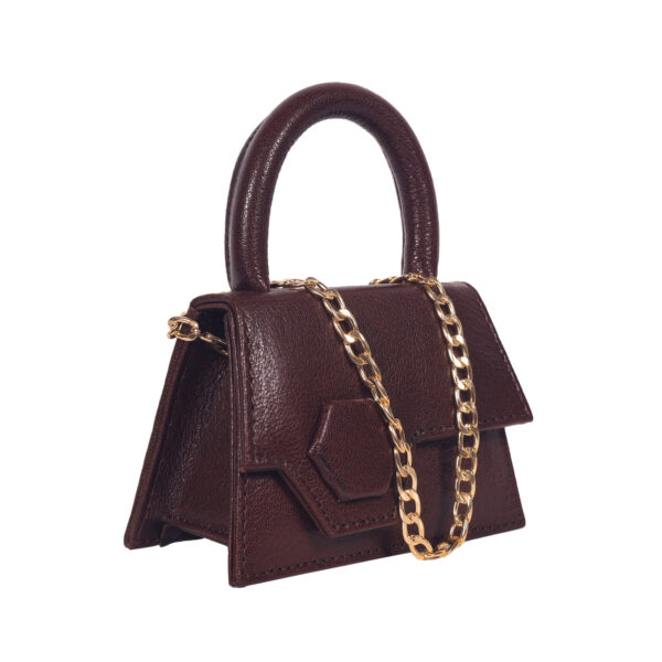 genuine leather handbags sale - if you want to make yourself look upgraded in your friends' circle - this is the bag that will make other ladies look weak