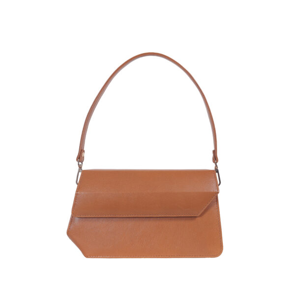 best leather bags dubai - leather handbags dubai - carry with confidence