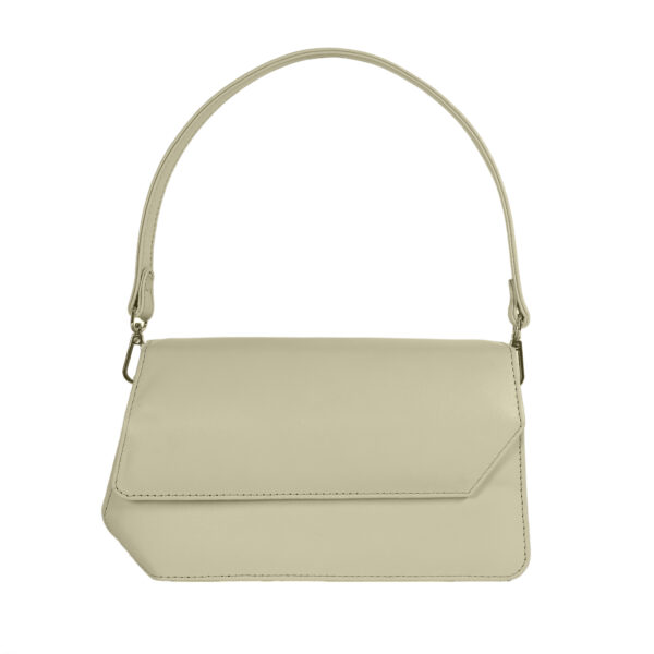looking for genuine leather bags in dubai - here is pure leather product line for you to spoil your fashion indulgence