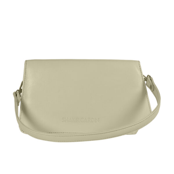 Looking for genuine leather bags in dubai - pick from a wide range of pure genuine leather selection available in dubai only