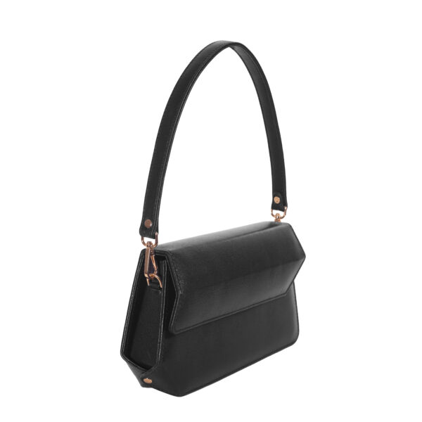 genuine leather bags in dubai - make yourself feel rich and super classy